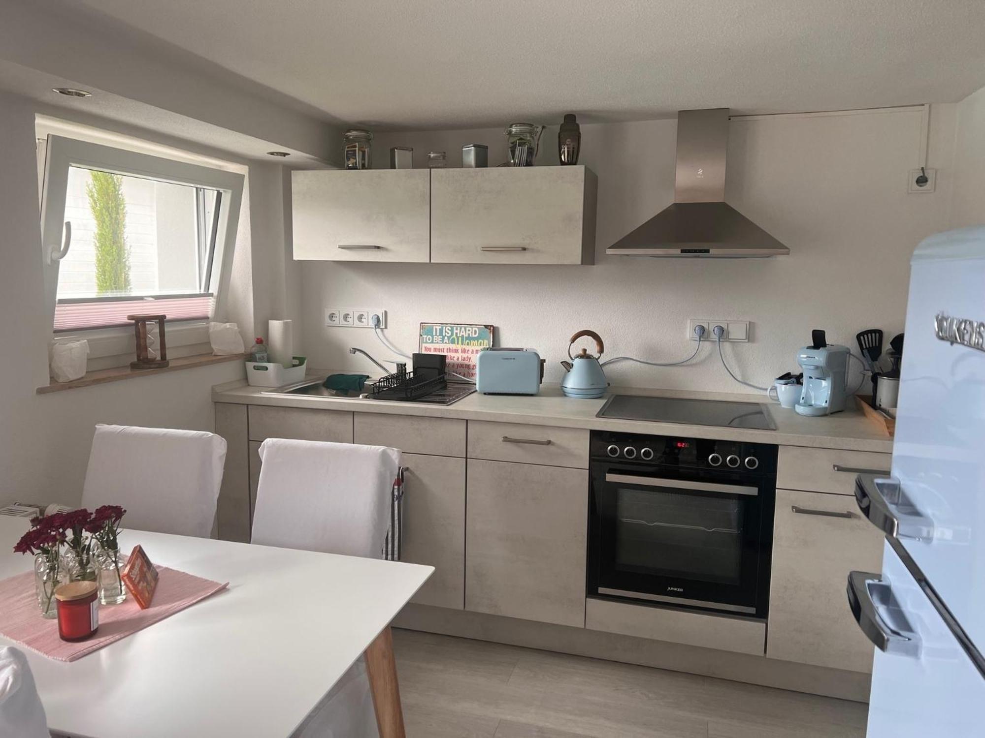 Charmante Einliegerwohnung, 3 Zimmer In Ruhiger Wohnlage, 60Qm, Mit Gemuetlicher Suedterrasse Marburg Bagian luar foto